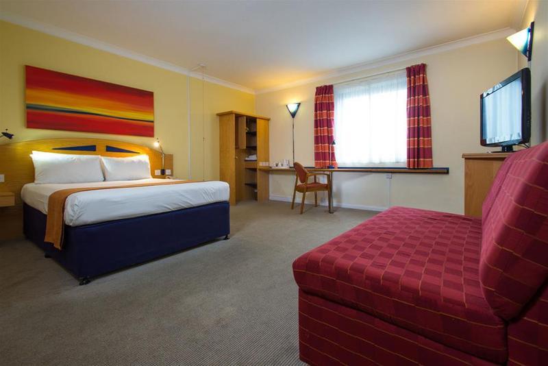 Express London Luton Airport By Ihg Luton (Bedfordshire)