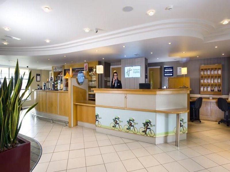 Hotel Express London Airport By Ihg Luton (Bedfordshire)