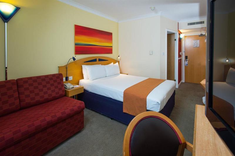 Express London Luton Airport By Ihg Hotel