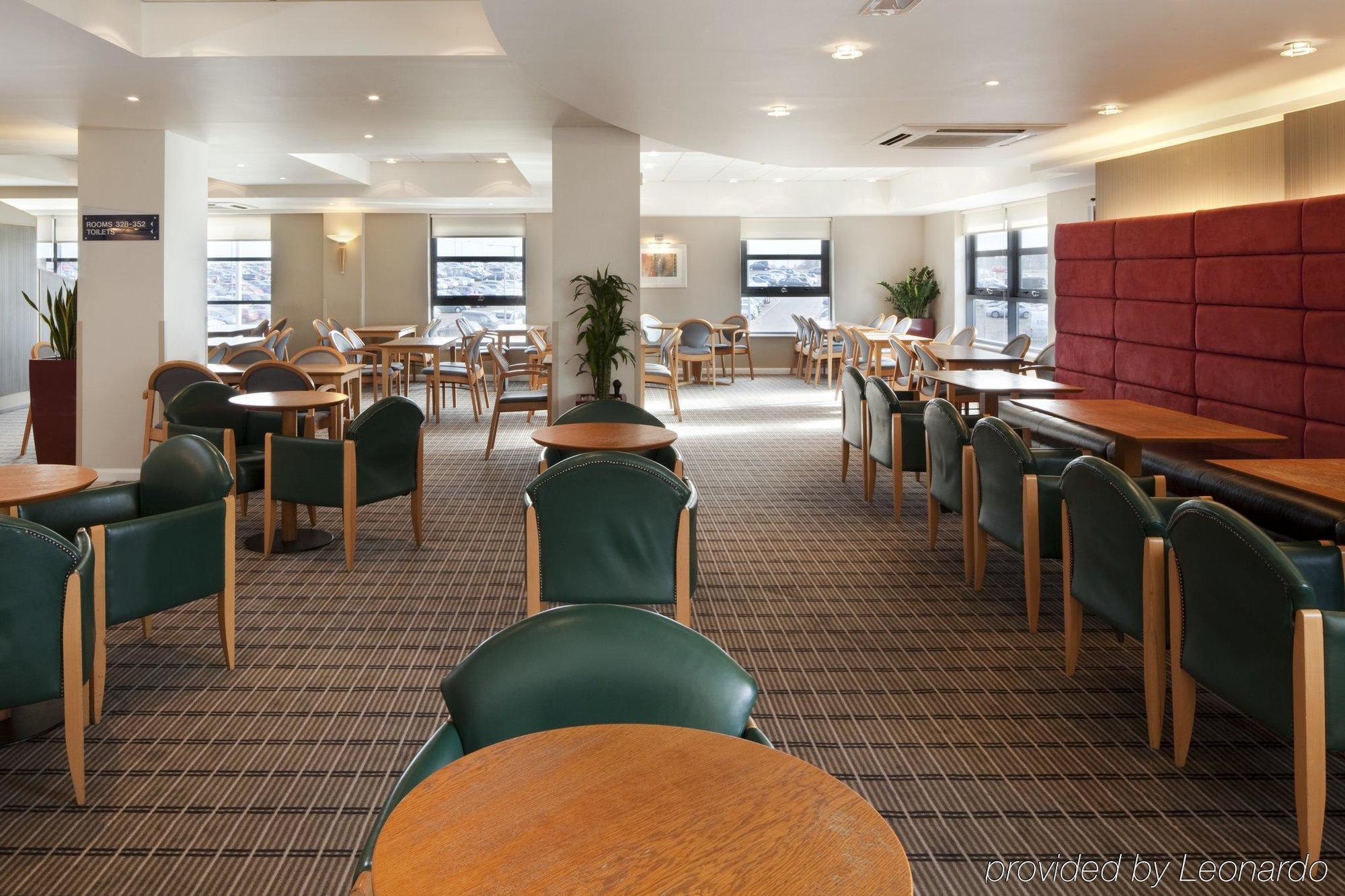 Express London Airport By Ihg Hotel